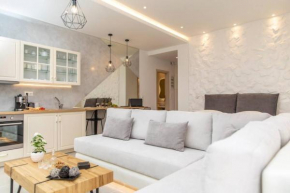 Arktos Luxury Apartment